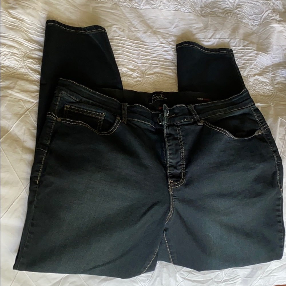 Women’s size 18W skinny jean.